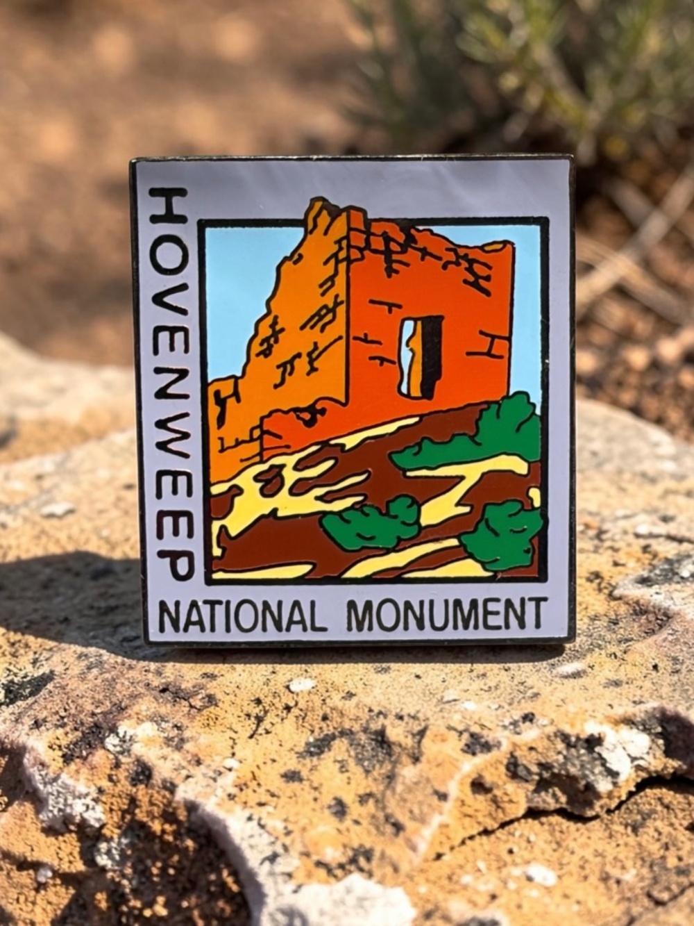 Hovenweep National monument Enamel Lapel Pin Utah Colroado Ruins Souvenir